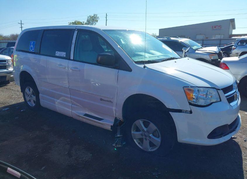 2017 Dodge Grand CARAVAN SE (VIN 2C7WDGBG9HR756223) main photo
