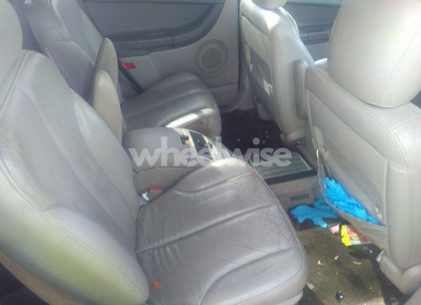 Photo 8 of 2005 Chrysler Pacifica TOURING (VIN 2C8GF68475R308074)