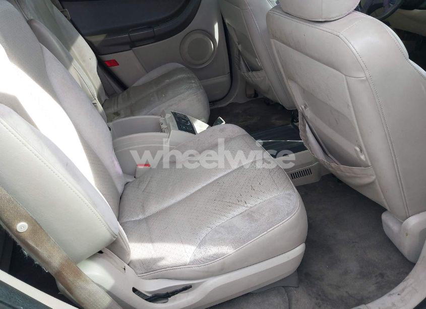 Photo 8 of 2005 Chrysler Pacifica LIMITED (VIN 2C8GF78425R531306)