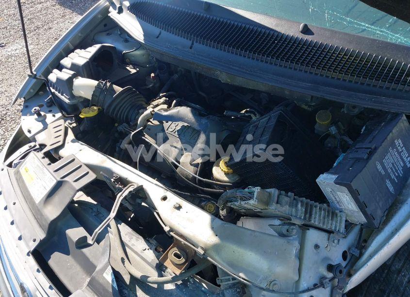 Photo 10 of 2001 Chrysler Town & COUNTRY LX (VIN 2C8GP44301R304800)