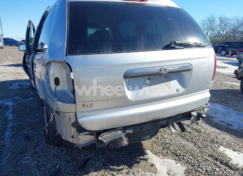 Photo 17 of 2001 Chrysler Town & COUNTRY LX (VIN 2C8GP44301R304800)