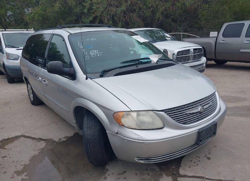 2001 Chrysler Town & COUNTRY LX (VIN 2C8GP44G51R159840) main photo