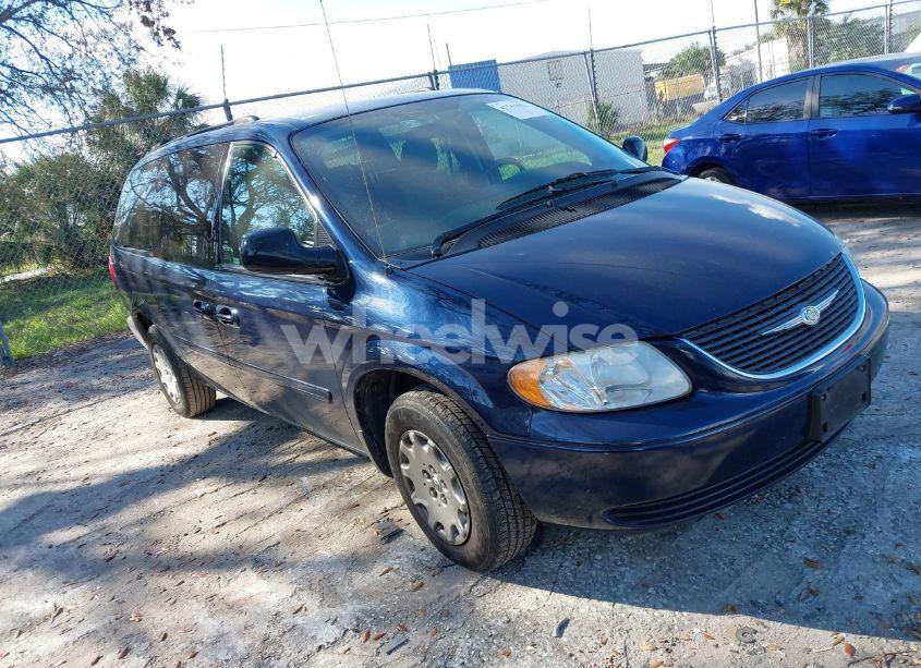 2004 Chrysler Town & COUNTRY LX (VIN 2C8GP44R14R510023) main photo