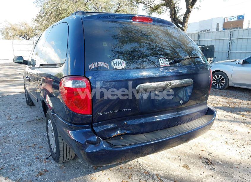 Photo 6 of 2004 Chrysler Town & COUNTRY LX (VIN 2C8GP44R14R510023)