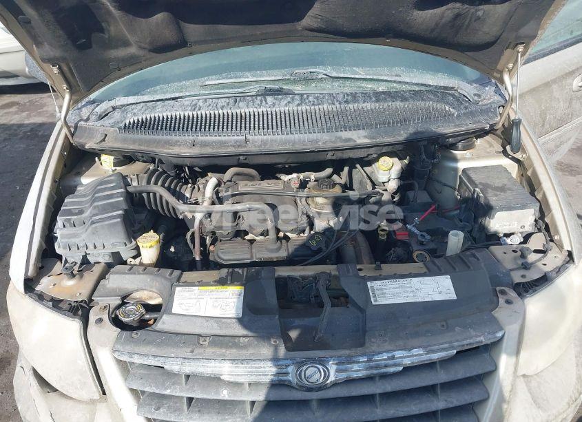 Photo 10 of 2005 Chrysler Town & COUNTRY TOURING (VIN 2C8GP54L05R465966)