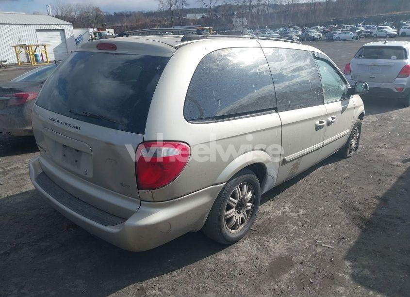 Photo 4 of 2005 Chrysler Town & COUNTRY TOURING (VIN 2C8GP54L05R465966)