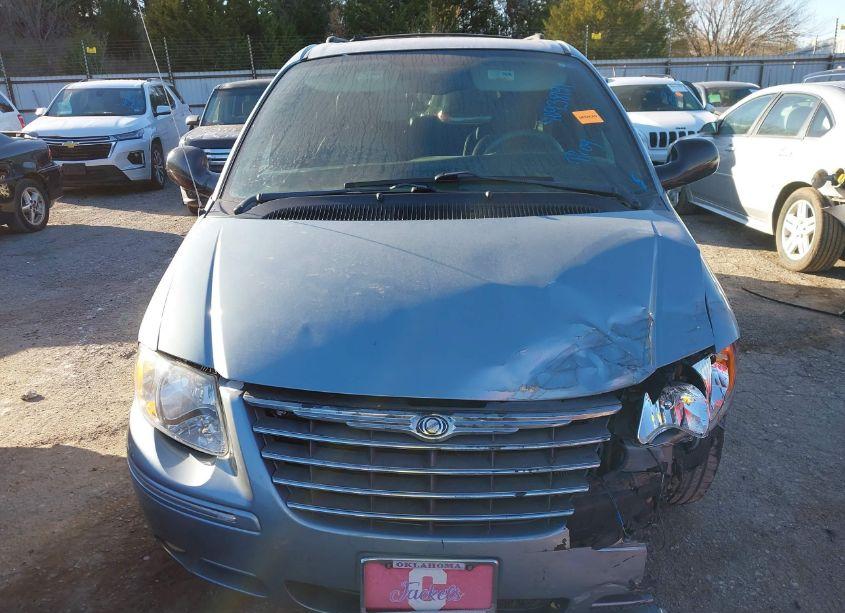 Photo 12 of 2005 Chrysler Town & COUNTRY TOURING (VIN 2C8GP54L25R131969)
