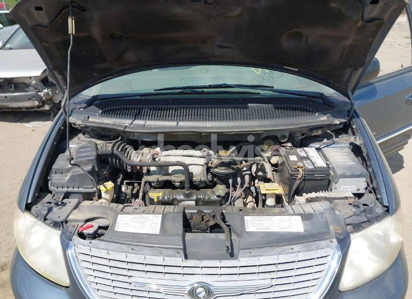 Photo 10 of 2001 Chrysler Town & COUNTRY LXI (VIN 2C8GP54L31R312900)