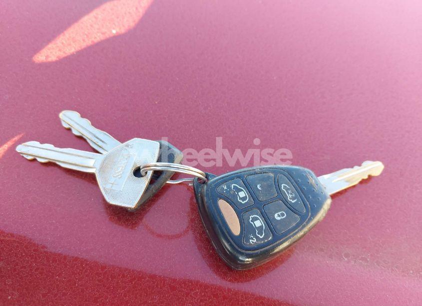 Photo 11 of 2005 Chrysler Town & COUNTRY TOURING (VIN 2C8GP54L65R233842)