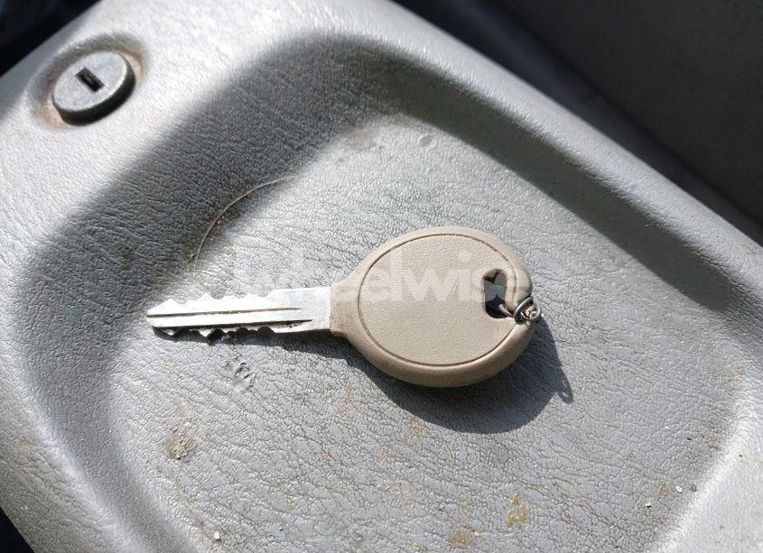 Photo 11 of 2005 Chrysler Town & COUNTRY TOURING (VIN 2C8GP54L75R472591)