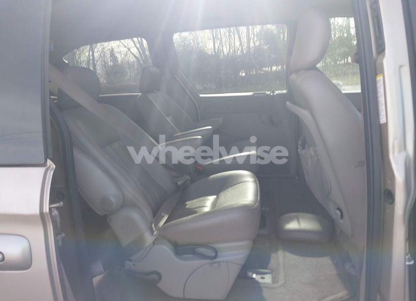 Photo 8 of 2003 Chrysler Town & COUNTRY LXI (VIN 2C8GP54L93R372831)