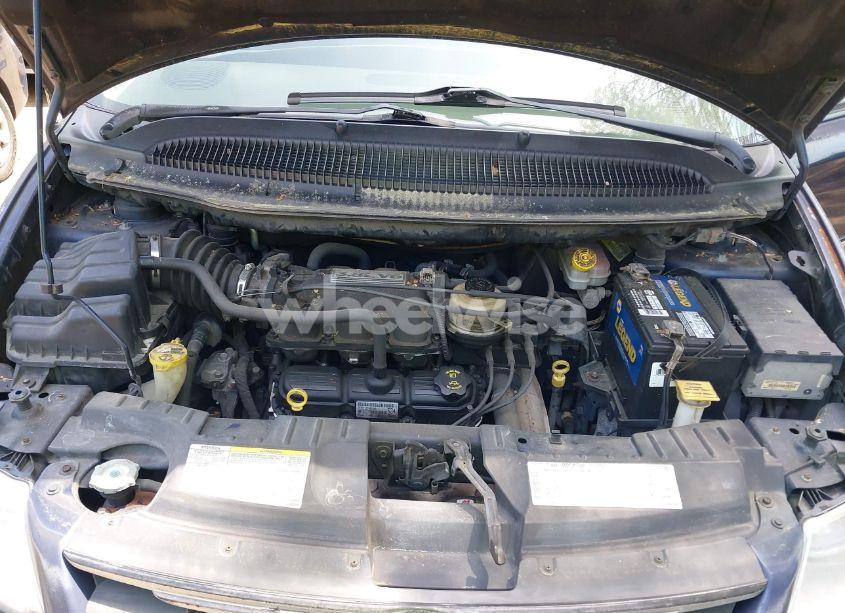 Photo 10 of 2005 Chrysler Town & COUNTRY TOURING (VIN 2C8GP54L95R181669)