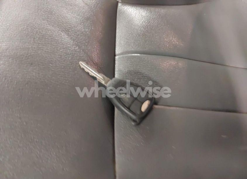 Photo 11 of 2005 Chrysler Town & COUNTRY TOURING (VIN 2C8GP54L95R372217)