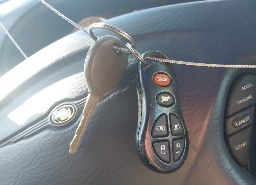 Photo 11 of 2001 Chrysler Town & COUNTRY LIMITED (VIN 2C8GP64L01R256890)