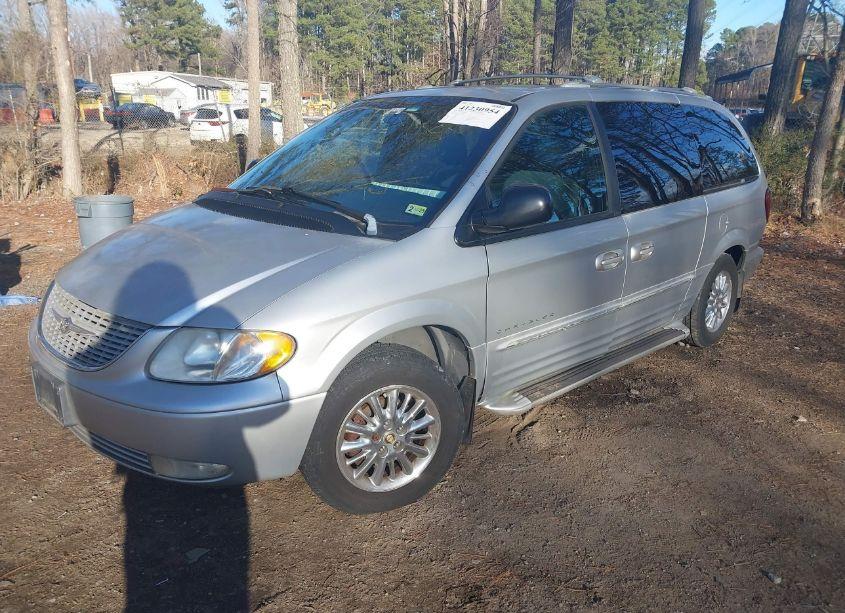 Photo 2 of 2001 Chrysler Town & COUNTRY LIMITED (VIN 2C8GP64L01R256890)