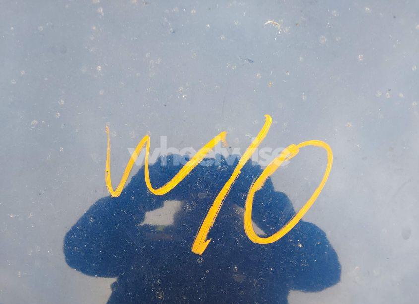 Photo 10 of 2002 Chrysler Town & COUNTRY LIMITED (VIN 2C8GP64L02R779814)