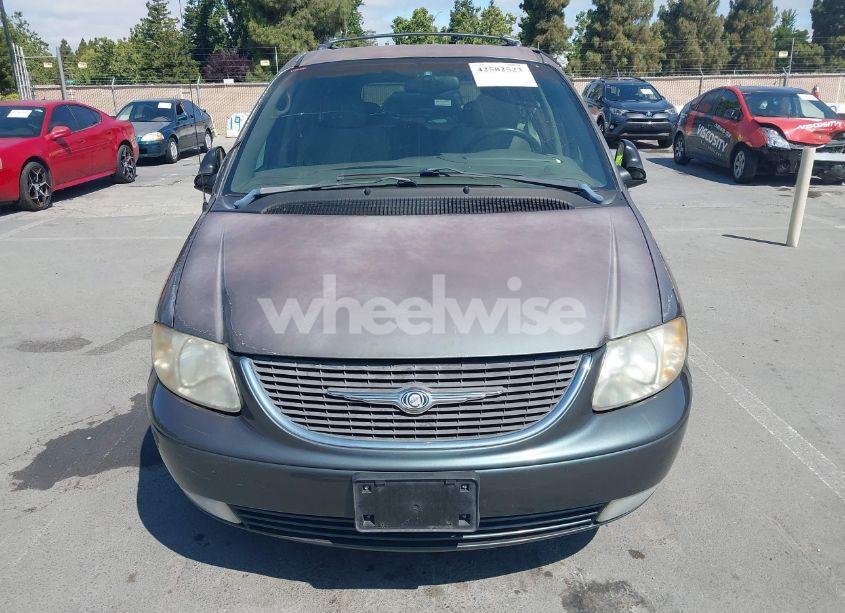 Photo 6 of 2002 Chrysler Town & COUNTRY LIMITED (VIN 2C8GP64L02R796757)