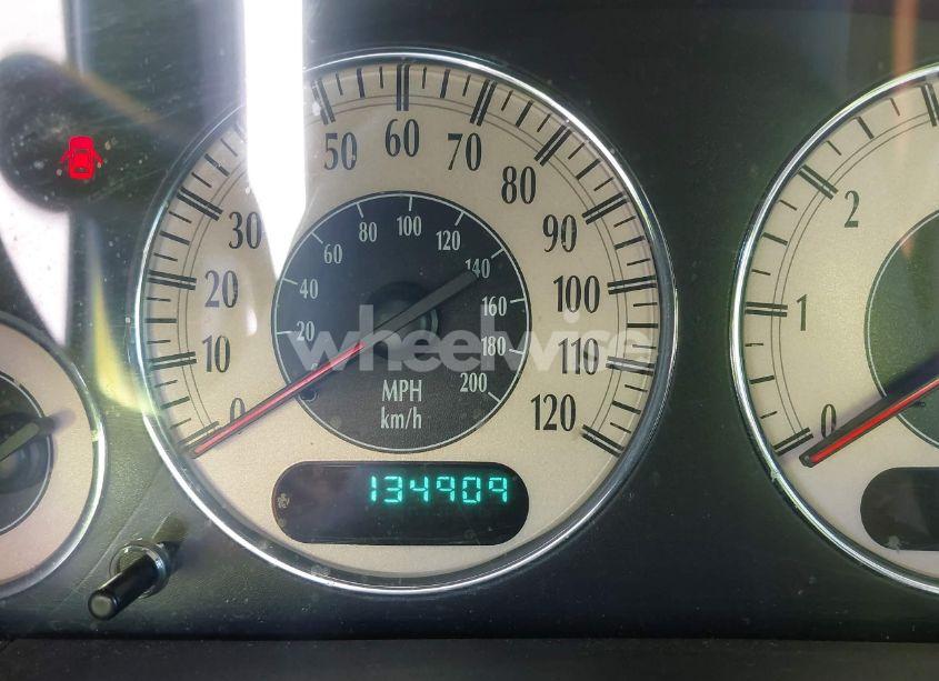 Photo 7 of 2002 Chrysler Town & COUNTRY LIMITED (VIN 2C8GP64L02R796757)