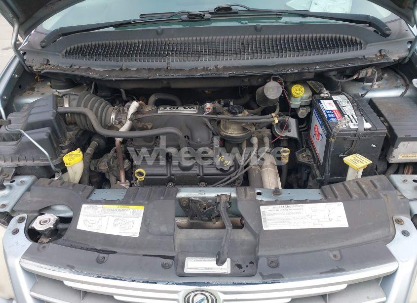 Photo 10 of 2005 Chrysler Town & COUNTRY LIMITED (VIN 2C8GP64L05R319265)