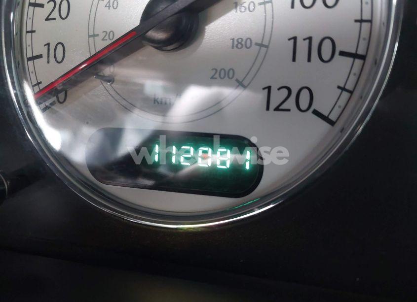 Photo 7 of 2005 Chrysler Town & COUNTRY LIMITED (VIN 2C8GP64L05R319265)