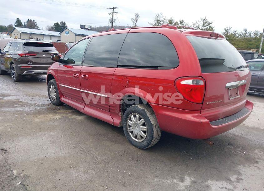 Photo 3 of 2004 Chrysler Town & COUNTRY LIMITED (VIN 2C8GP64L14R538332)