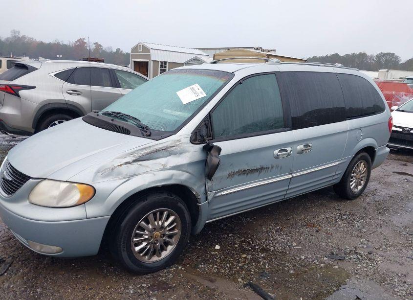 Photo 6 of 2002 Chrysler Town & COUNTRY LIMITED (VIN 2C8GP64L22R573751)