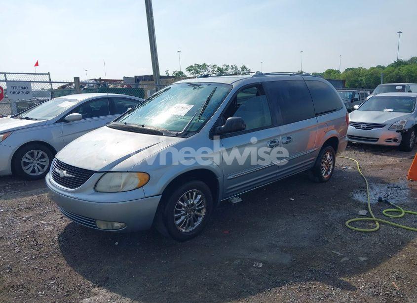 Photo 2 of 2003 Chrysler Town & COUNTRY LIMITED (VIN 2C8GP64L23R202901)