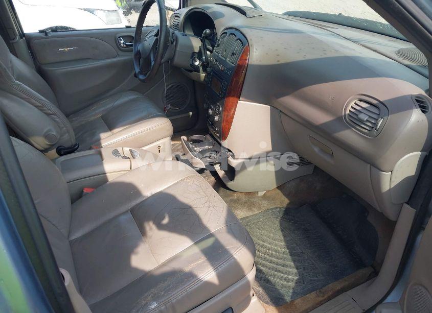 Photo 5 of 2003 Chrysler Town & COUNTRY LIMITED (VIN 2C8GP64L23R202901)