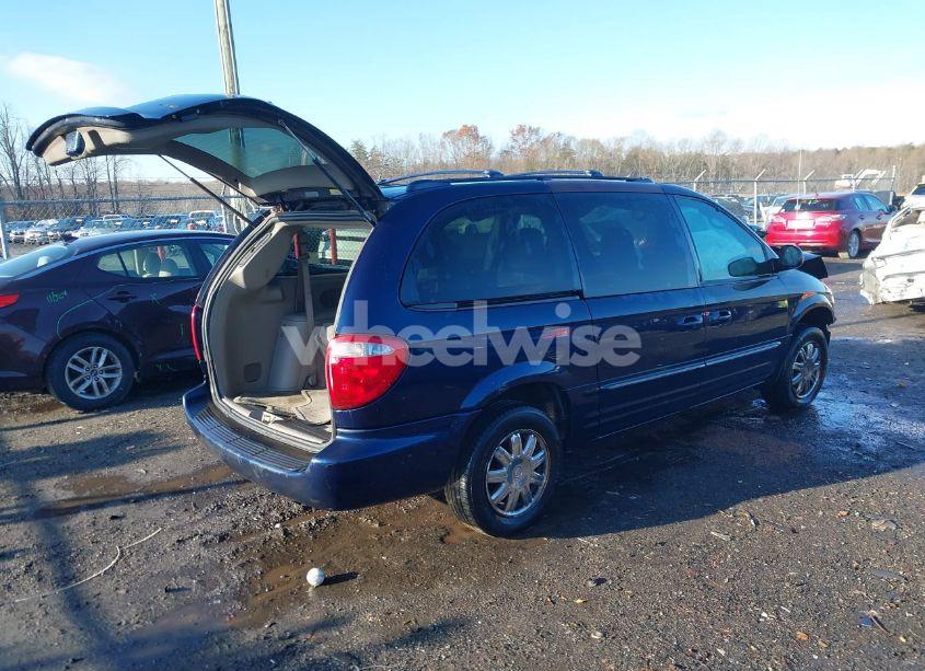 Photo 4 of 2003 Chrysler Town & COUNTRY LIMITED (VIN 2C8GP64L23R354886)