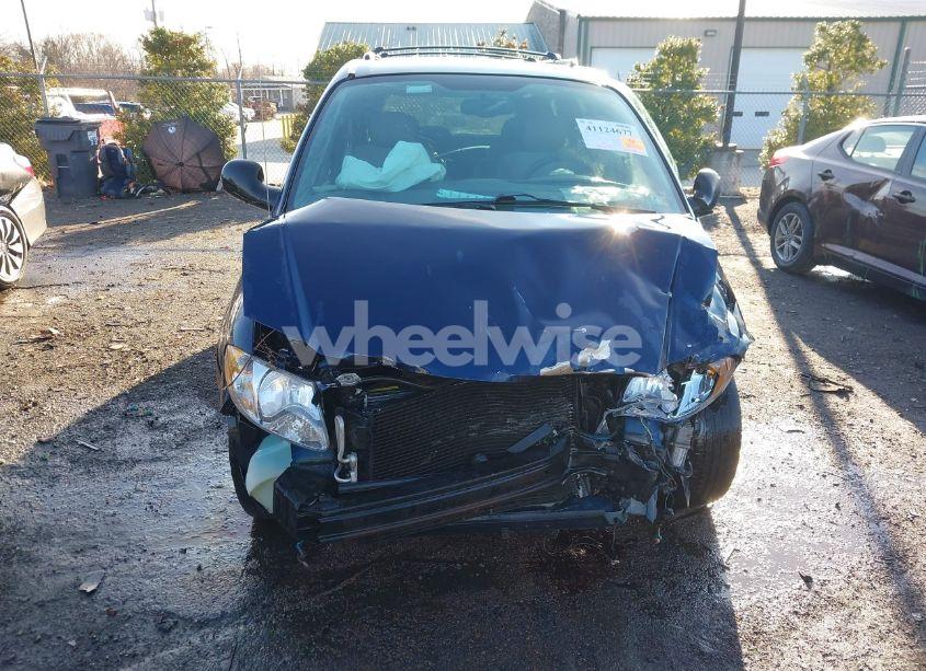 Photo 6 of 2003 Chrysler Town & COUNTRY LIMITED (VIN 2C8GP64L23R354886)