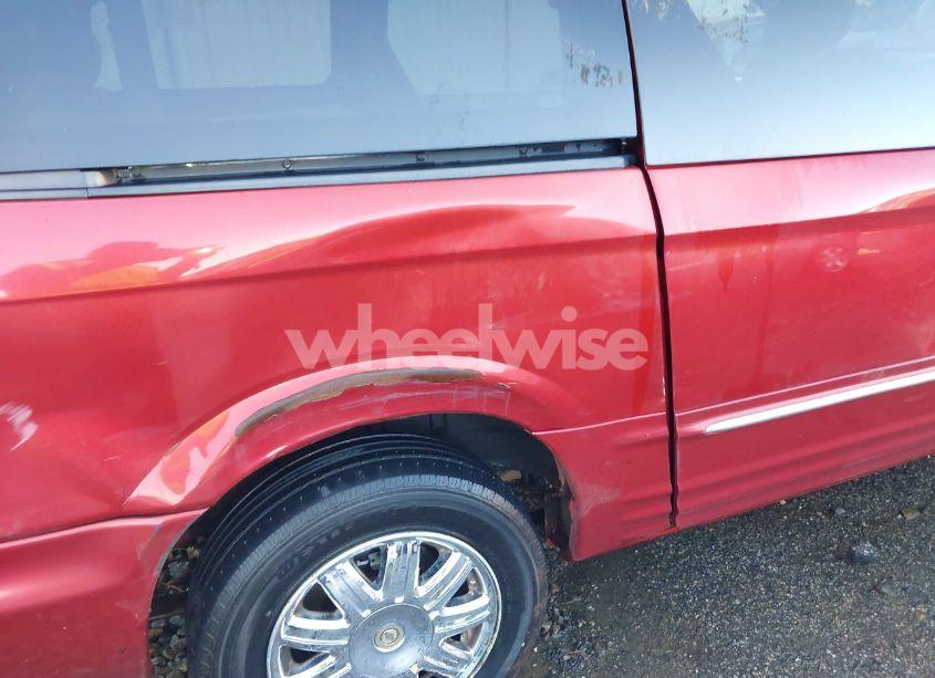 Photo 6 of 2004 Chrysler Town & COUNTRY LIMITED (VIN 2C8GP64L24R521331)