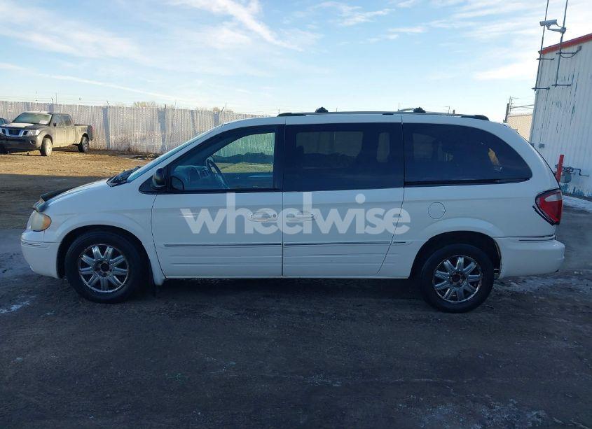 Photo 14 of 2005 Chrysler Town & COUNTRY LIMITED (VIN 2C8GP64L25R161995)