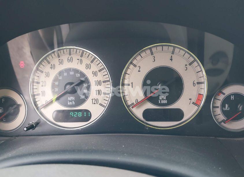 Photo 7 of 2002 Chrysler Town & COUNTRY LIMITED (VIN 2C8GP64L32R797370)