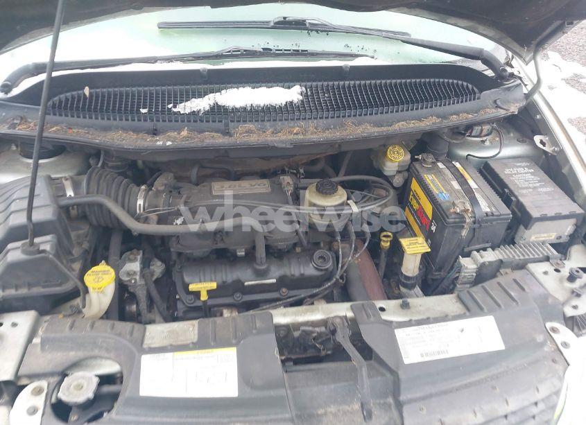 Photo 10 of 2003 Chrysler Town & COUNTRY LIMITED (VIN 2C8GP64L43R239772)