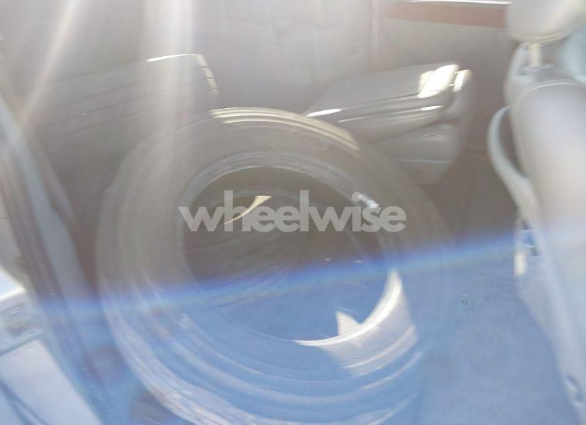 Photo 8 of 2005 Chrysler Town & COUNTRY LIMITED (VIN 2C8GP64L45R167099)