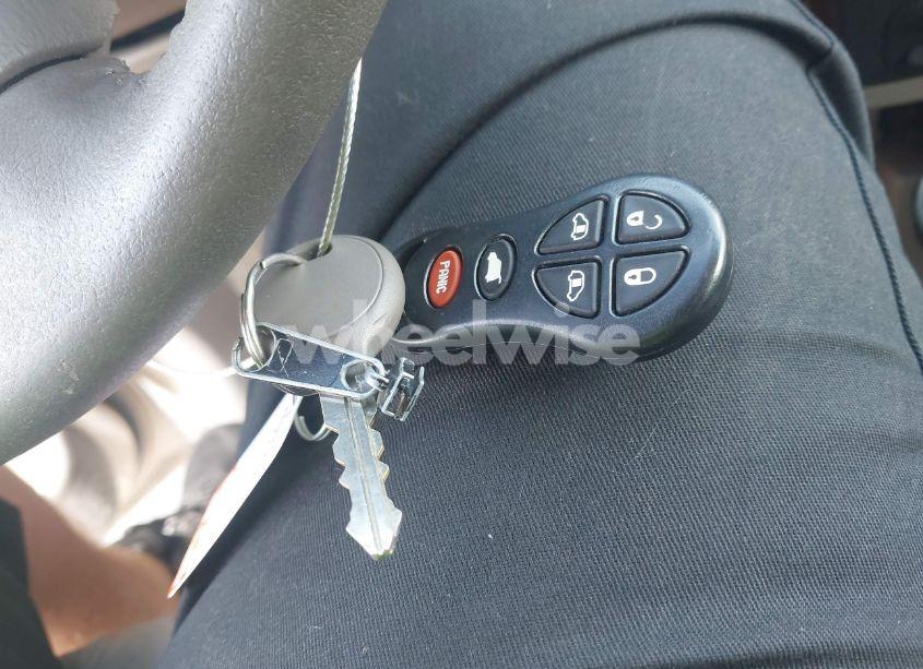 Photo 11 of 2002 Chrysler Town & COUNTRY LIMITED (VIN 2C8GP64L62R720105)