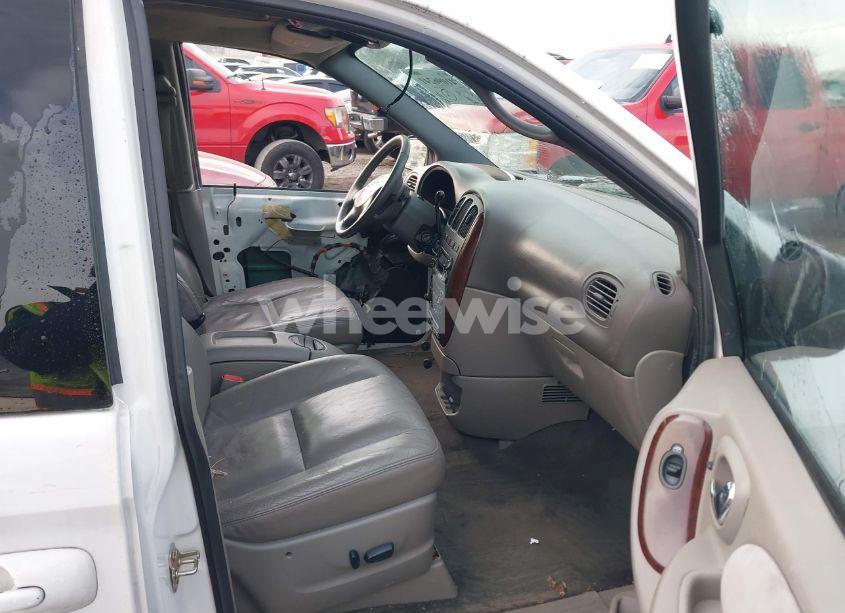 Photo 5 of 2003 Chrysler Town & COUNTRY LIMITED (VIN 2C8GP64L63R105118)