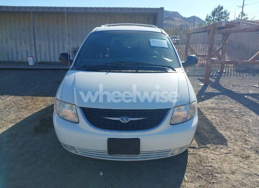 Photo 6 of 2004 Chrysler Town & COUNTRY LIMITED (VIN 2C8GP64L64R618631)