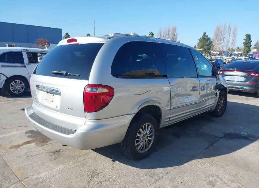 Photo 4 of 2002 Chrysler Town & COUNTRY LIMITED (VIN 2C8GP64L72R779938)