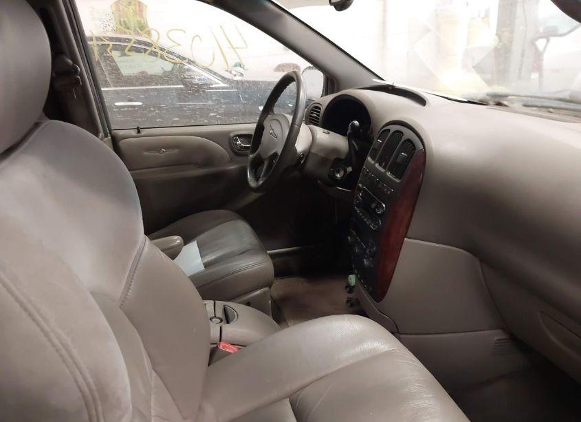 Photo 5 of 2002 Chrysler Town & COUNTRY LIMITED (VIN 2C8GP64L72R797775)