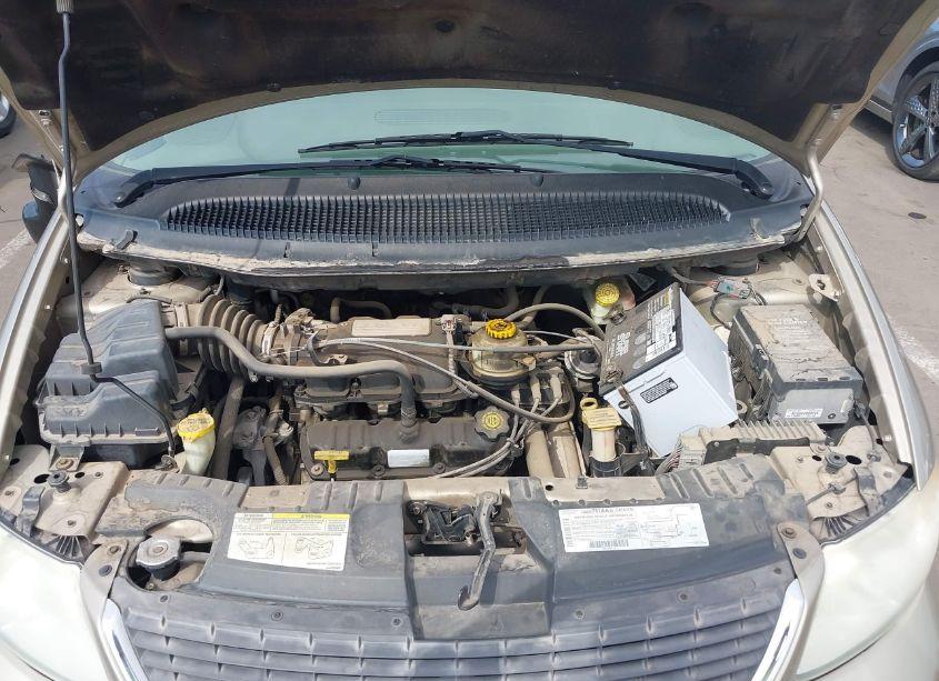 Photo 10 of 2003 Chrysler Town & COUNTRY LIMITED (VIN 2C8GP64L73R143537)