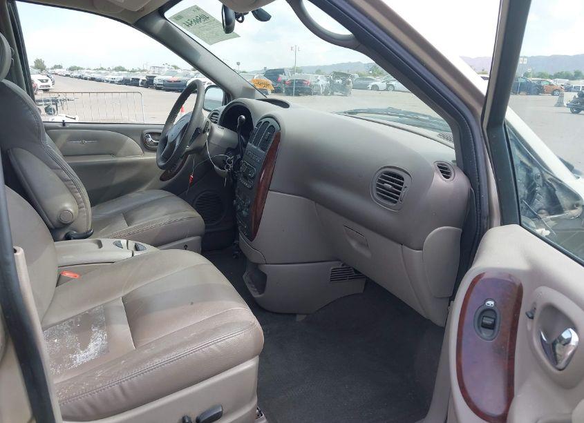 Photo 5 of 2003 Chrysler Town & COUNTRY LIMITED (VIN 2C8GP64L73R143537)