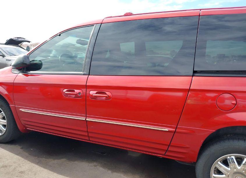 Photo 14 of 2003 Chrysler Town & COUNTRY LIMITED (VIN 2C8GP64L73R321804)