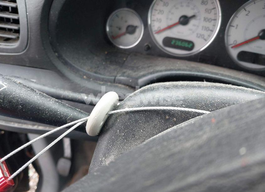 Photo 11 of 2005 Chrysler Town & COUNTRY LIMITED (VIN 2C8GP64L75R392407)