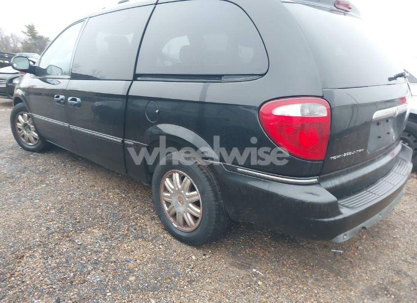 Photo 3 of 2005 Chrysler Town & COUNTRY LIMITED (VIN 2C8GP64L75R392407)