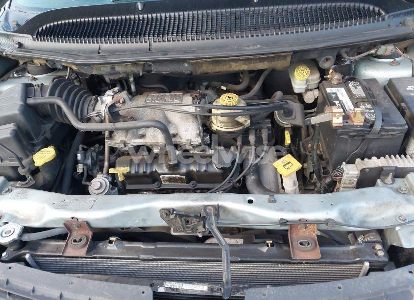 Photo 10 of 2001 Chrysler Town & COUNTRY LIMITED (VIN 2C8GP64L81R183686)