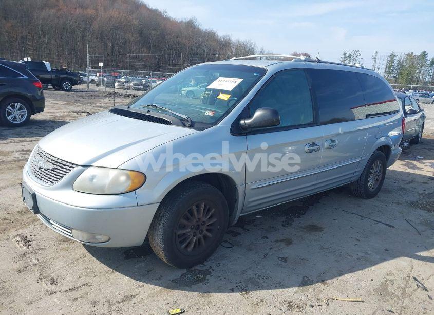 Photo 2 of 2002 Chrysler Town & COUNTRY LIMITED (VIN 2C8GP64L82R617235)