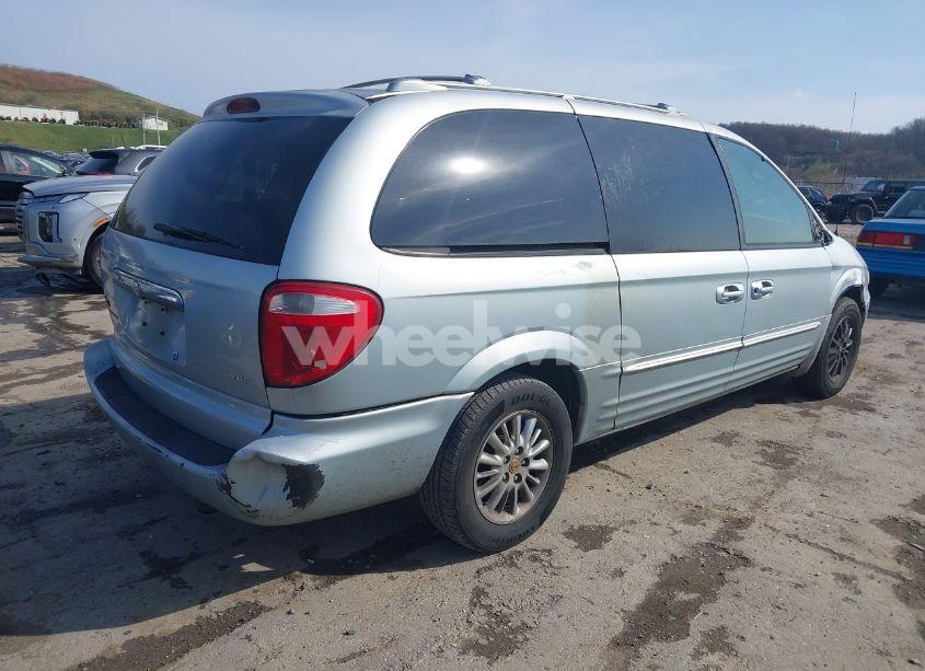 Photo 4 of 2002 Chrysler Town & COUNTRY LIMITED (VIN 2C8GP64L82R617235)