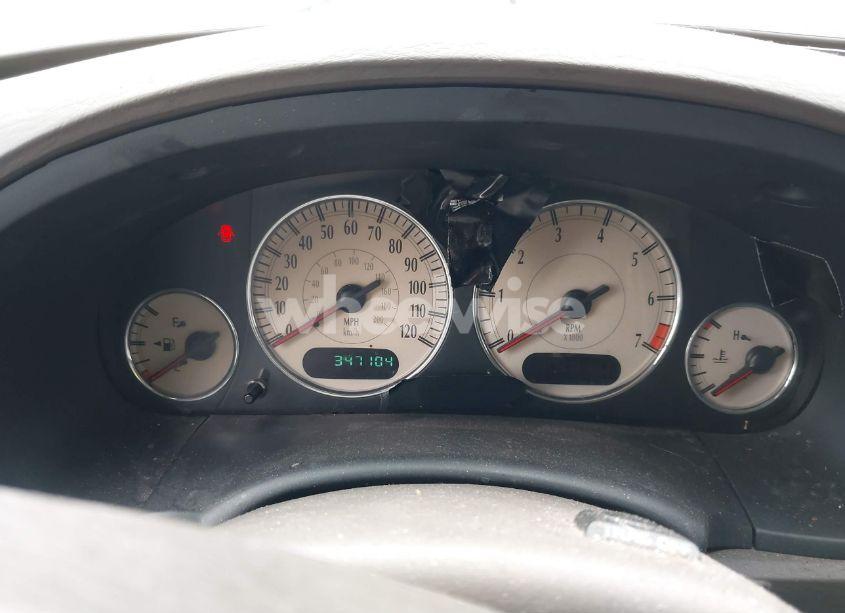 Photo 7 of 2003 Chrysler Town & COUNTRY LIMITED (VIN 2C8GP64L83R304459)