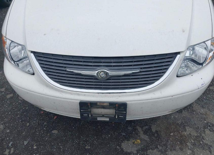 Photo 6 of 2004 Chrysler Town & COUNTRY LIMITED (VIN 2C8GP64L84R517378)